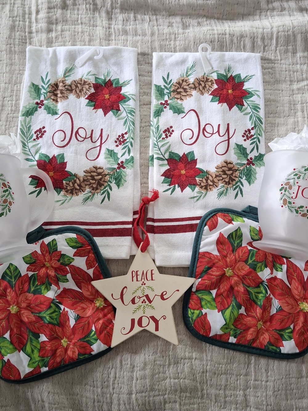 Holiday 'Joy' Poinsettia Kitchen Towel and Potholder Set - White & Red